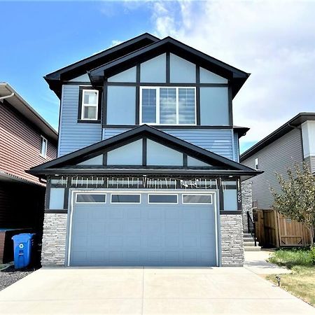 Villa Luxury Retreat For Large Groups à Calgary Extérieur photo